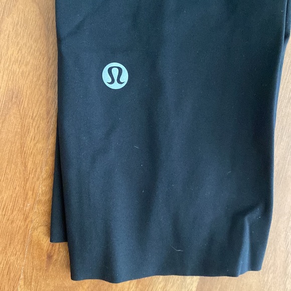❤️ Lululemon Fast & Free Crop 19" *Cool Size 2 NWT - Picture 3 of 4